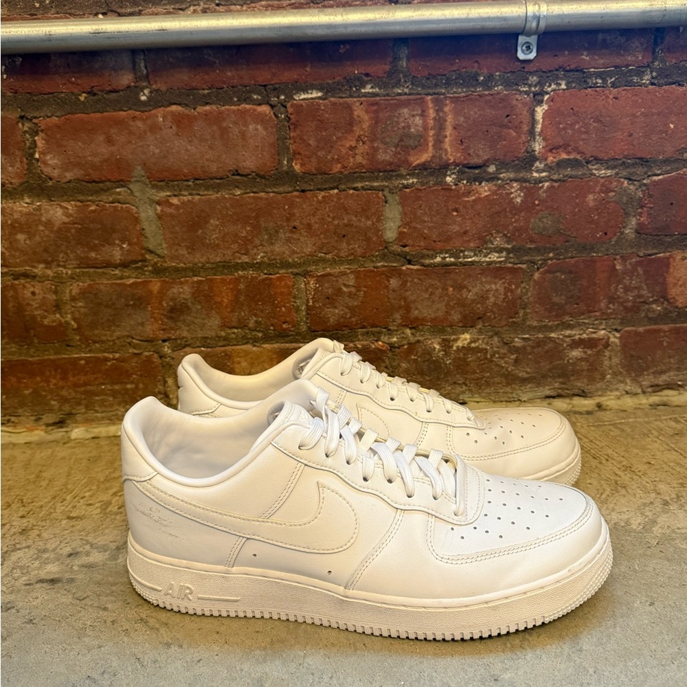 Nike Men's All-White Air Sneakers 11.5